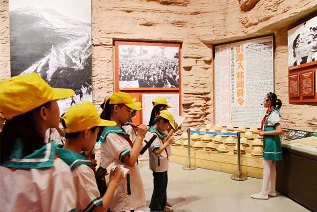 当一次红旗渠讲解员